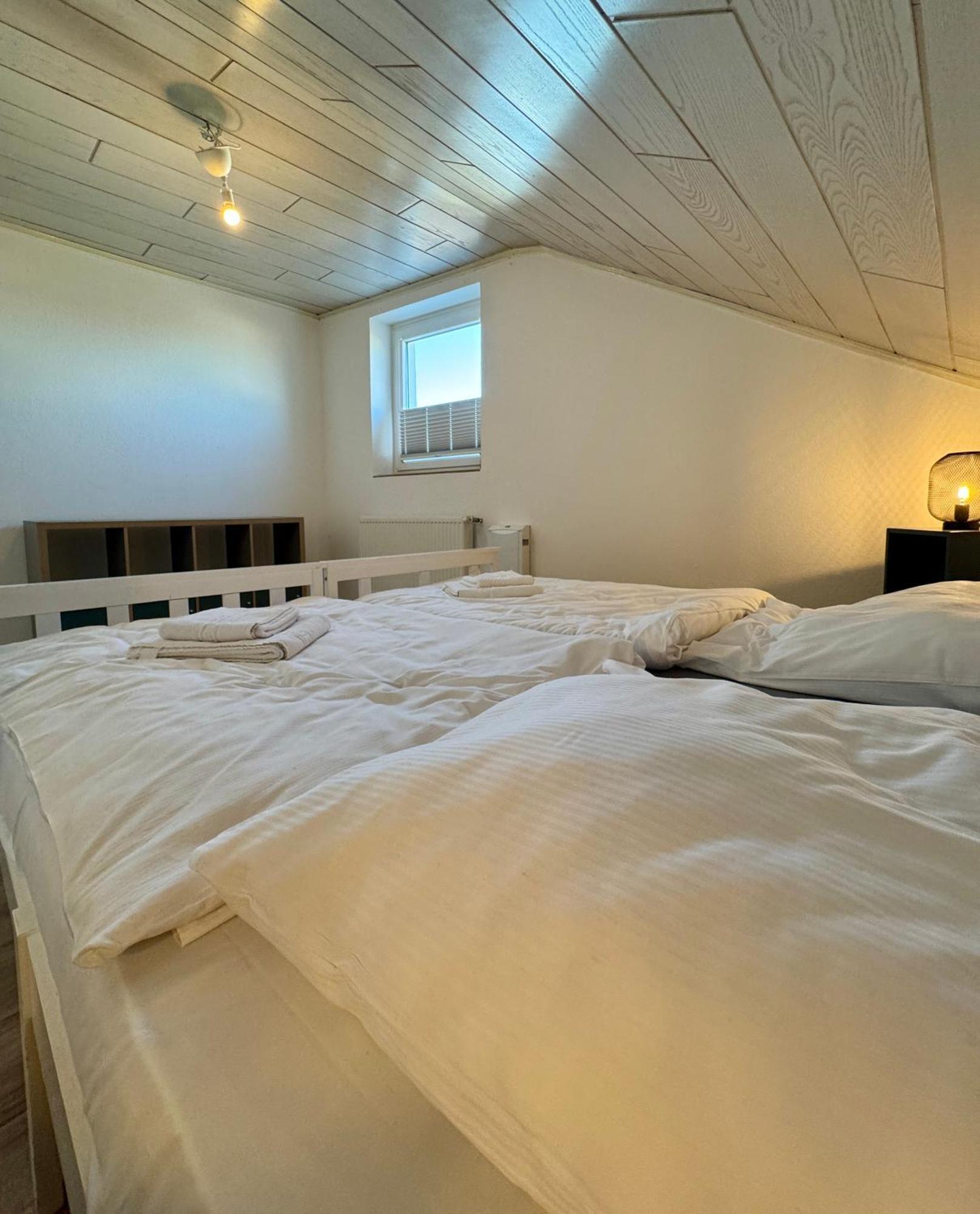 Der Schwan 7 - 3 Schlafzimmer - 2 Balkone - Zentral - 100 Qm Duren Exterior photo